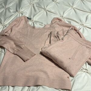 VS sweater set new